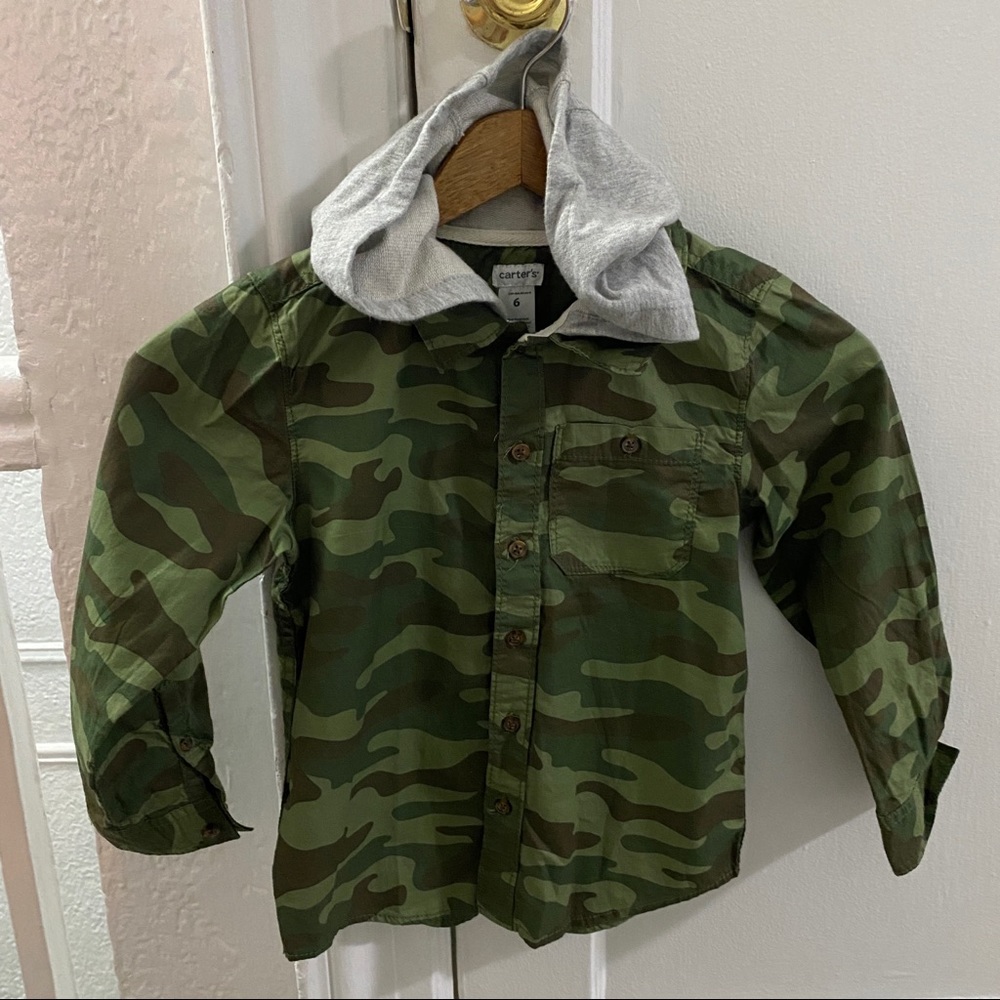 Boys camo button down with hood size 6